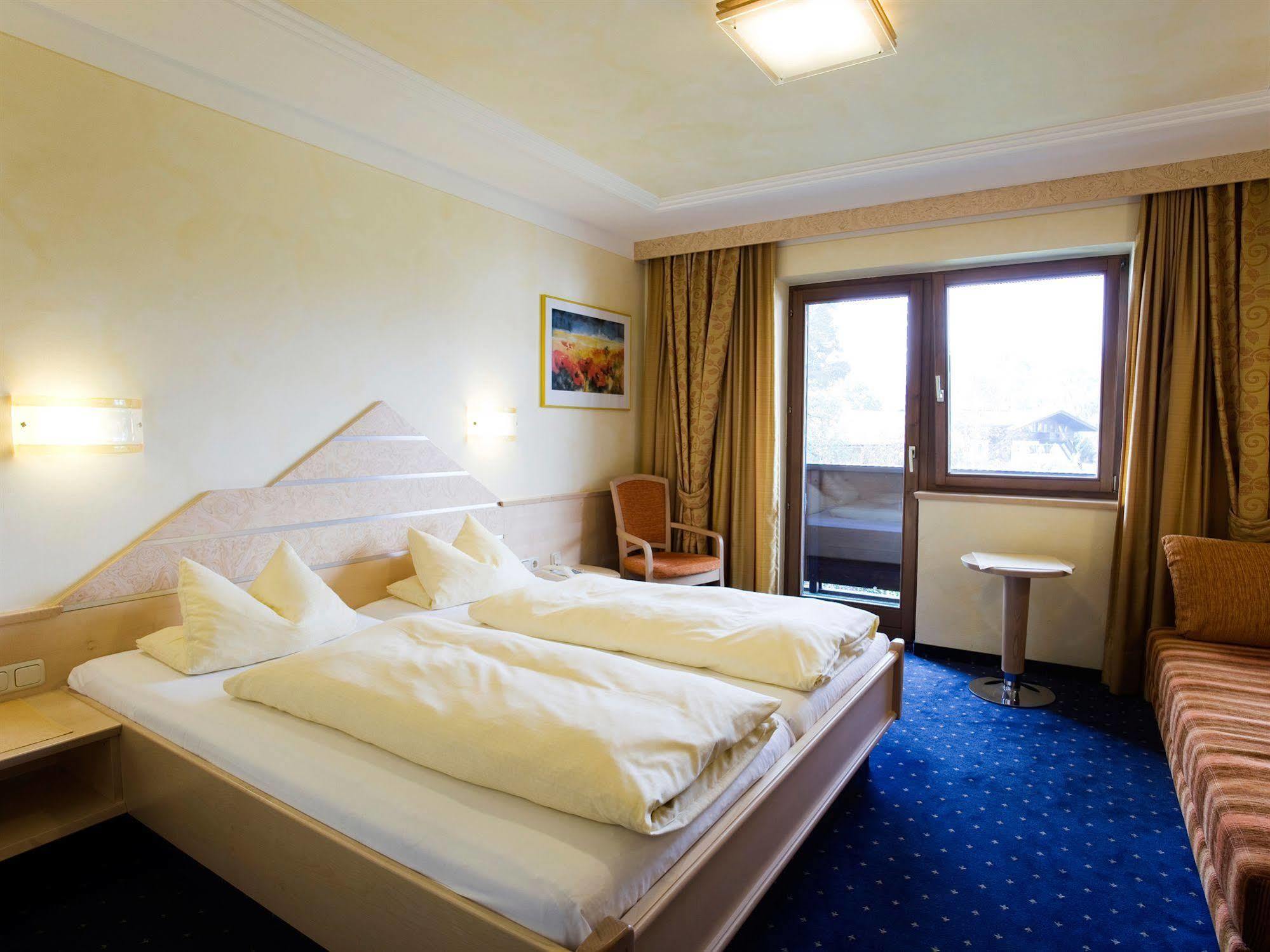 Erlebnishotel Kitzbuehler Horn Oberndorf in Tirol Zewnętrze zdjęcie
